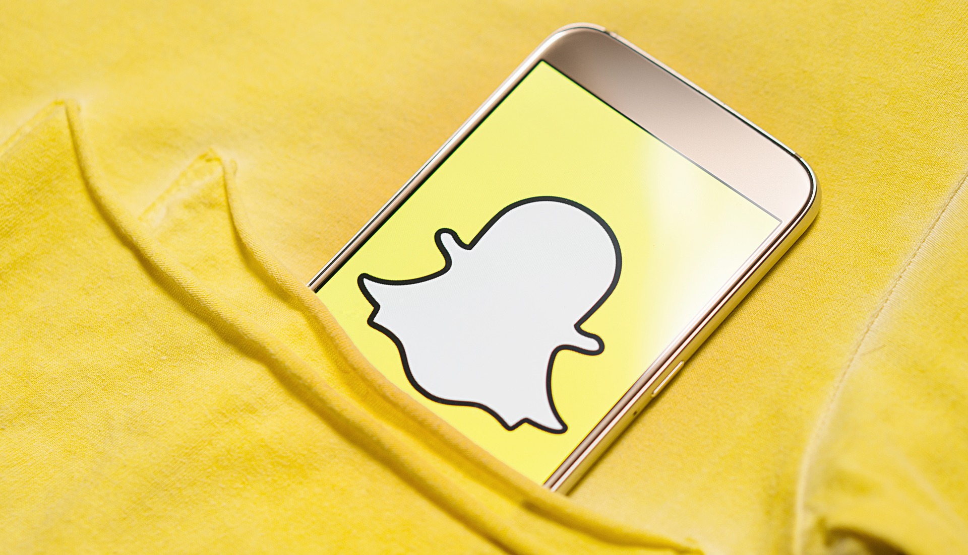 Snapchat social media marketing tips